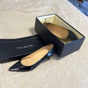 Talbots Black Patent Leather kitty heel Pumps